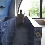 Balneario De Ledesma מלון