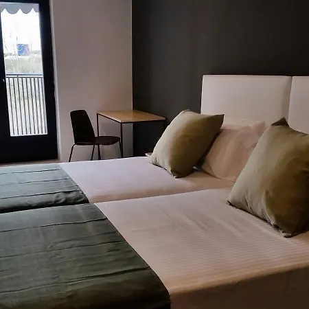 Balneario De Ledesma Vega de Tirados