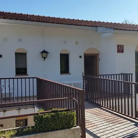 فندق Balneario De Ledesma 3*