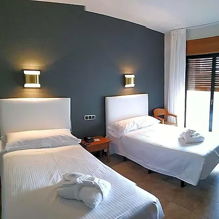Balneario De Ledesma Vega de Tirados