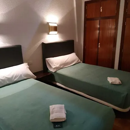 فندق Balneario De Ledesma Vega de Tirados