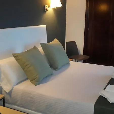 Balneario De Ledesma 3*