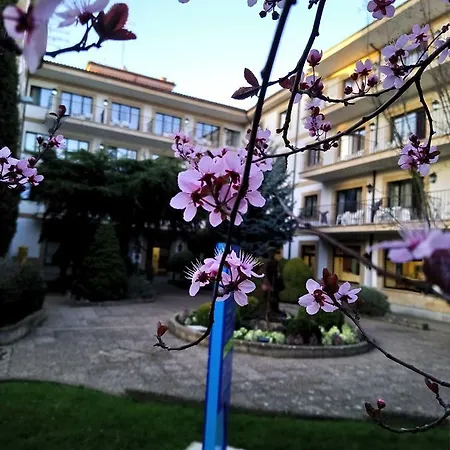 Balneario De Ledesma Hotel