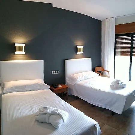 Hotel Balneario De Ledesma 3*