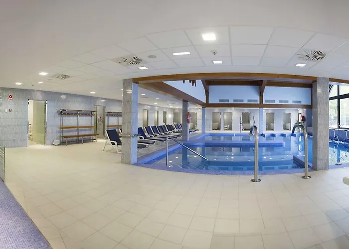 Balneario De Ledesma فندق