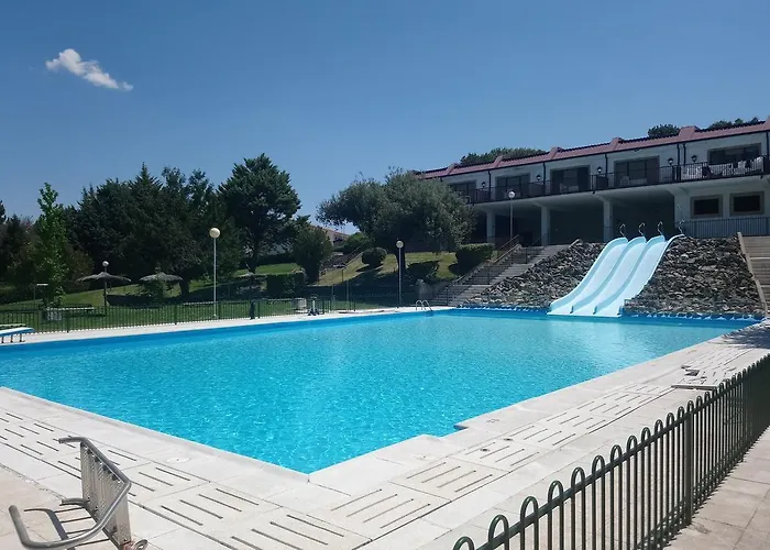 Balneario De Ledesma فندق